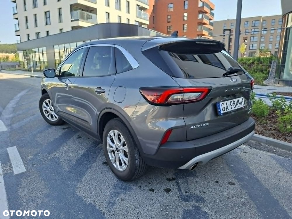 Ford Kuga - 3