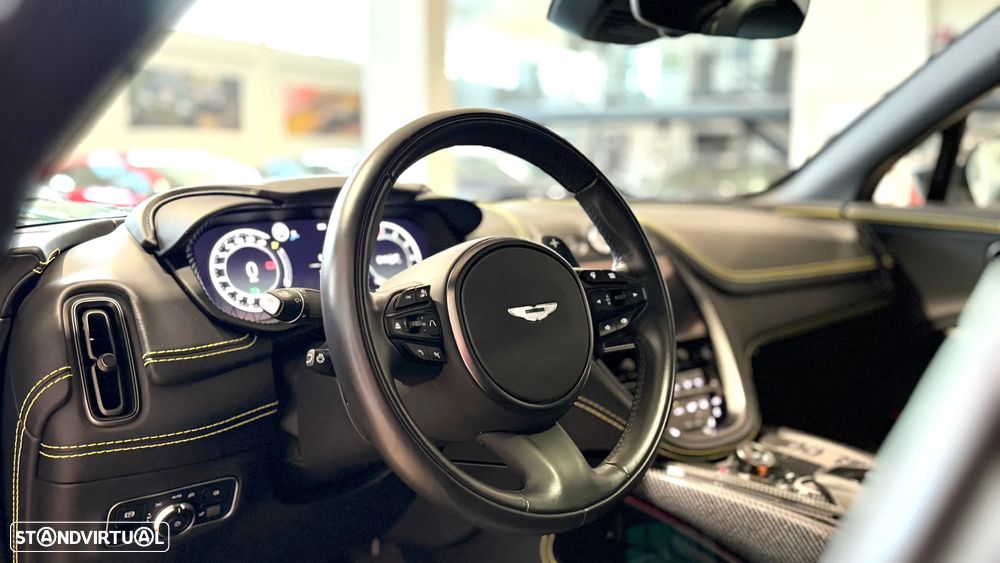 Aston Martin DBX 707 - 25