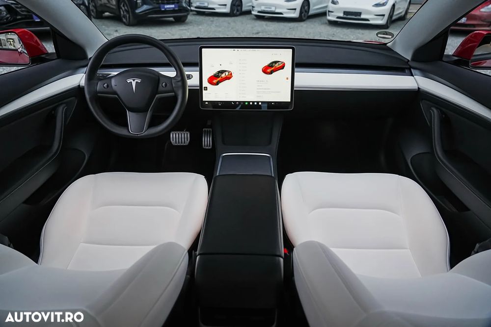 Tesla Model 3 Performance - 19