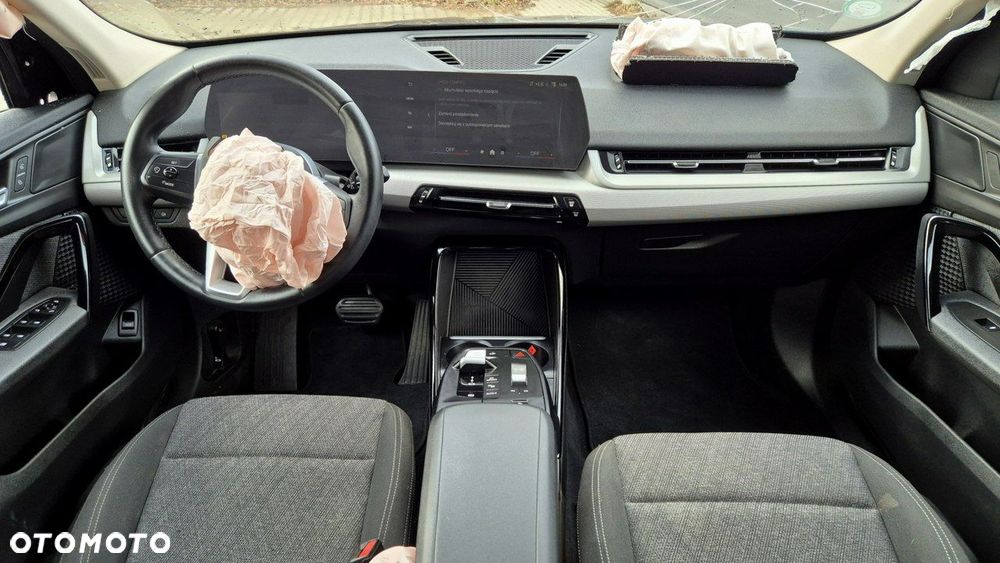 BMW iX2 eDrive20 66.5kWh - 11