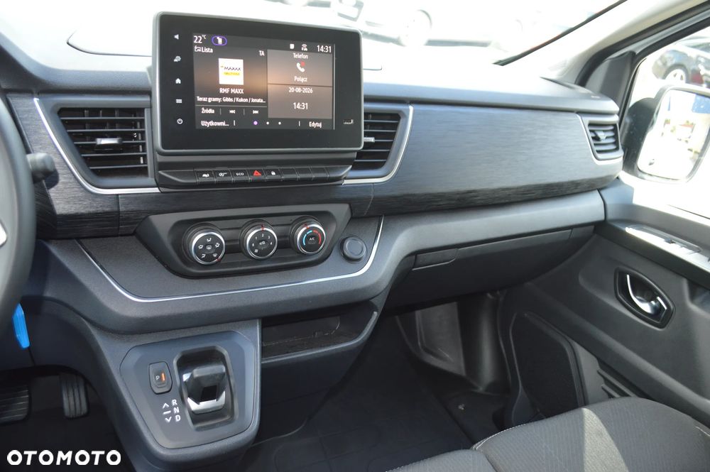 Renault Trafic - 21