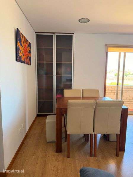 Apartamento T2 para Arrendamento - Grande imagem: 2/12