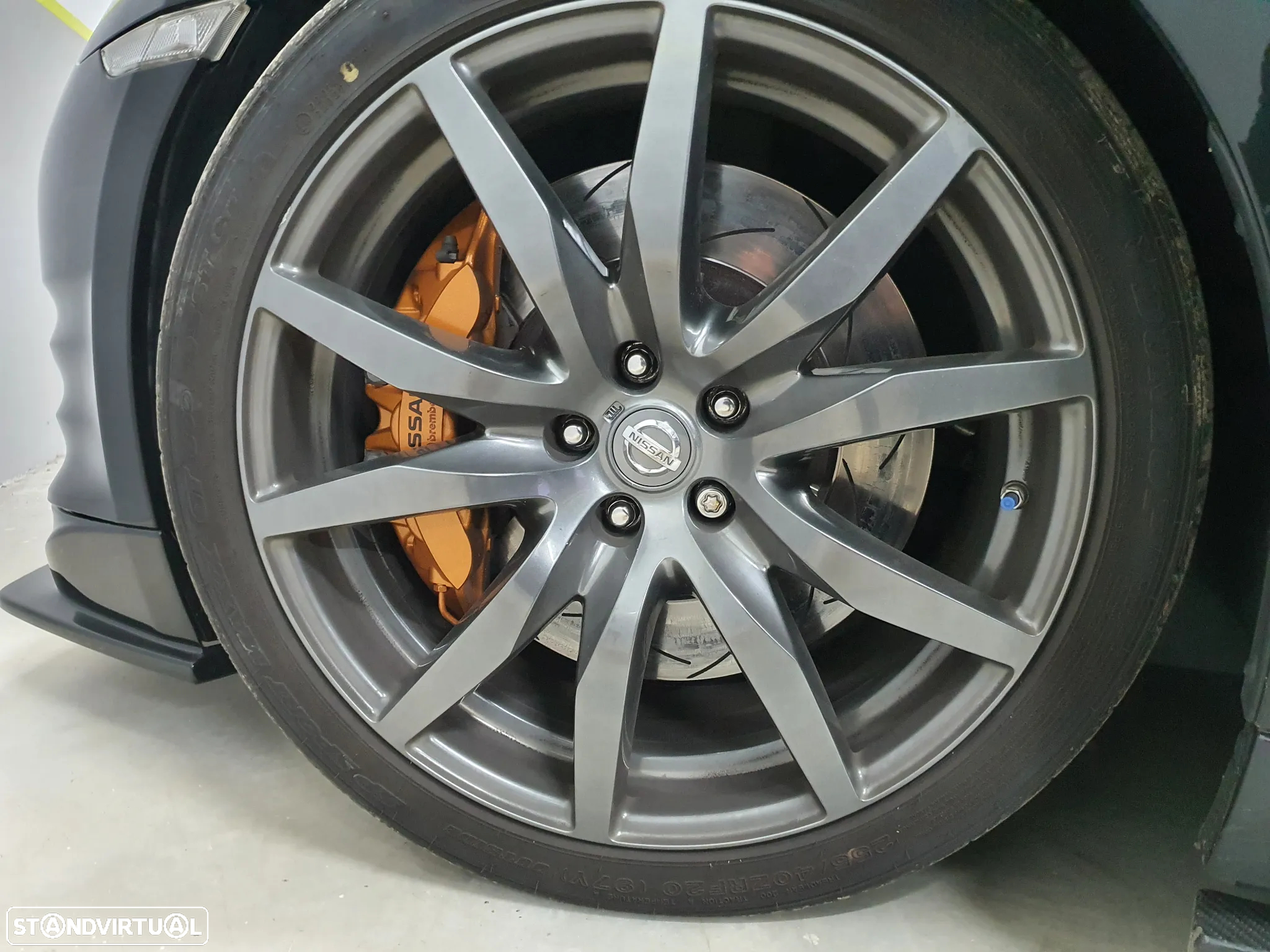 Nissan GT-R Black Edition - 4