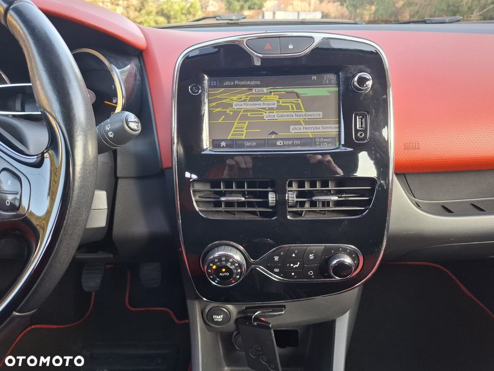 Renault Clio - 18