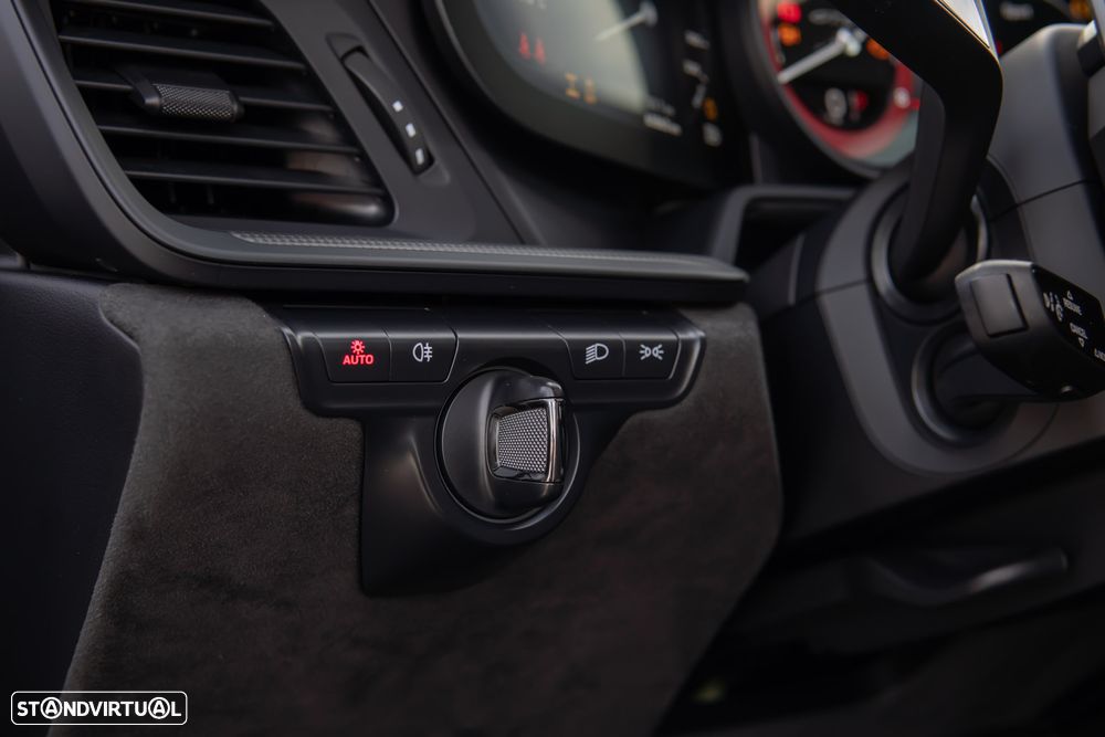 Porsche 911 (992) Carrera 4 GTS PDK - 14