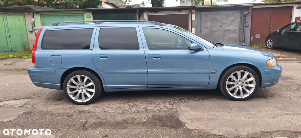 Volvo V70 2.5 T Momentum - 6