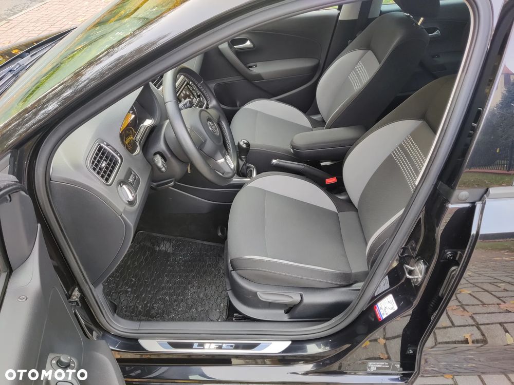 Volkswagen Polo - 16