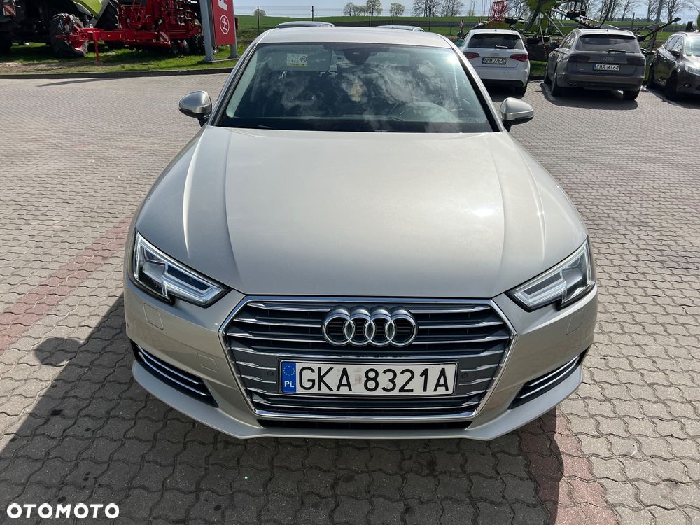 Audi A4 Limousine 2.0 TDI S tronic quattro - 8