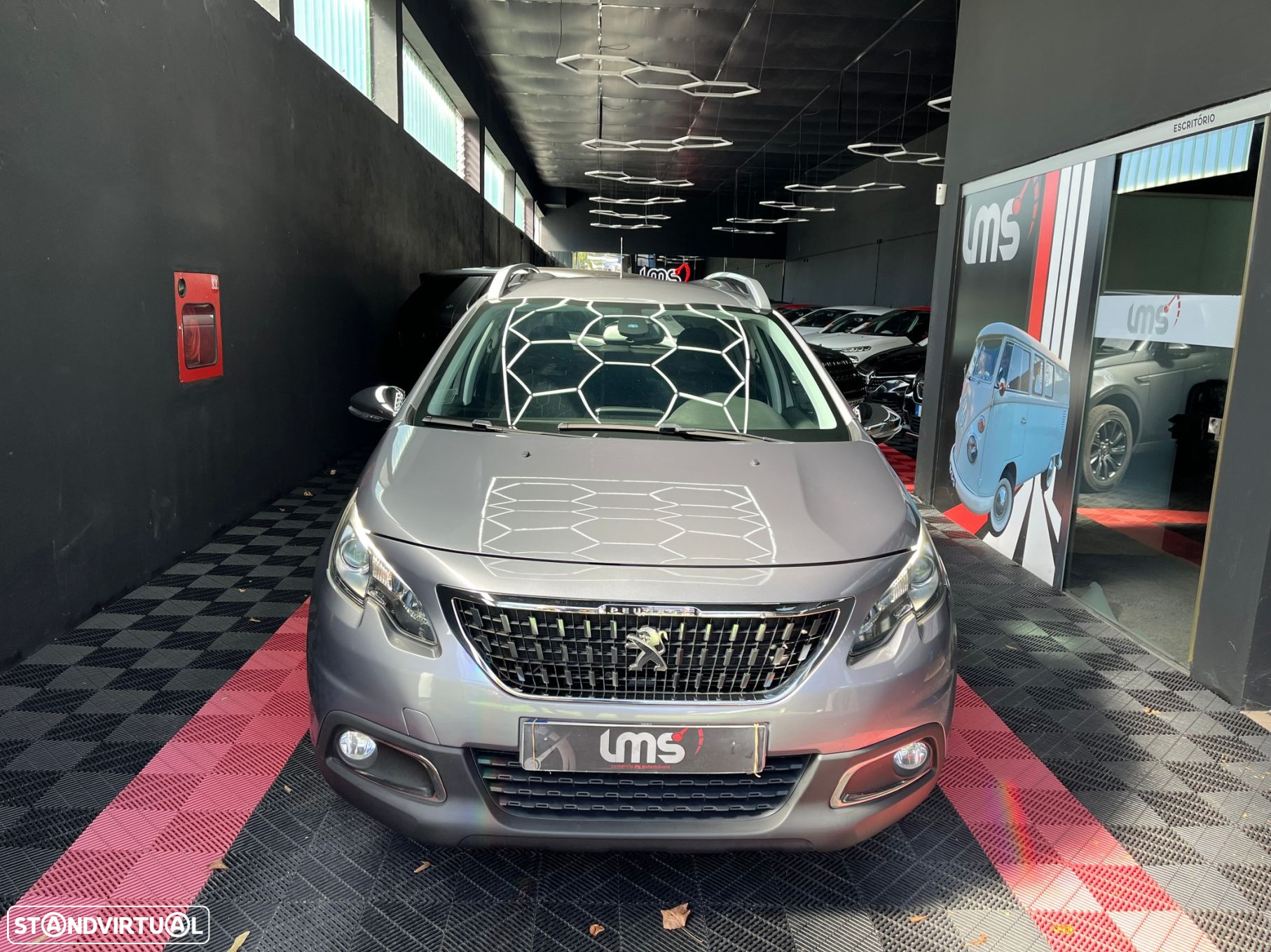 Peugeot 2008 1.5 BlueHDi Allure - 2
