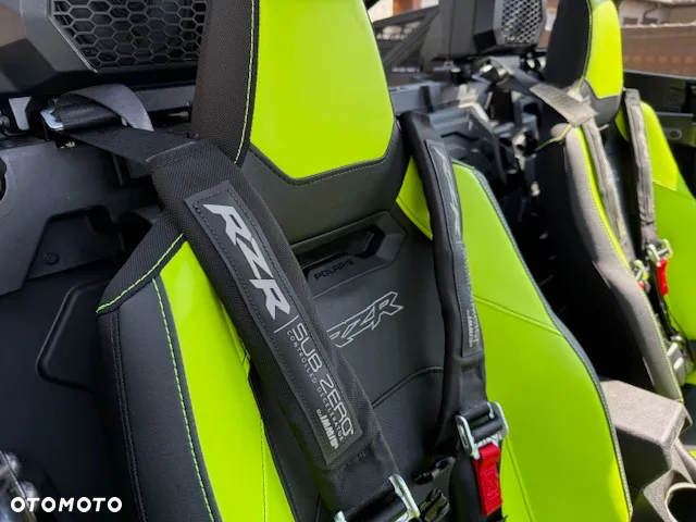 Polaris RZR - 9