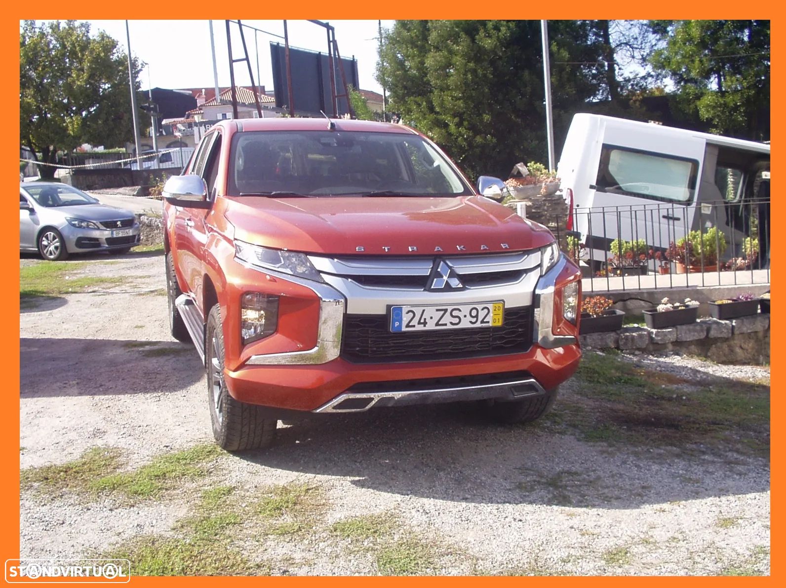 Mitsubishi L200 2.3 DI-D CD Invite Strakar Look 4WD - 1