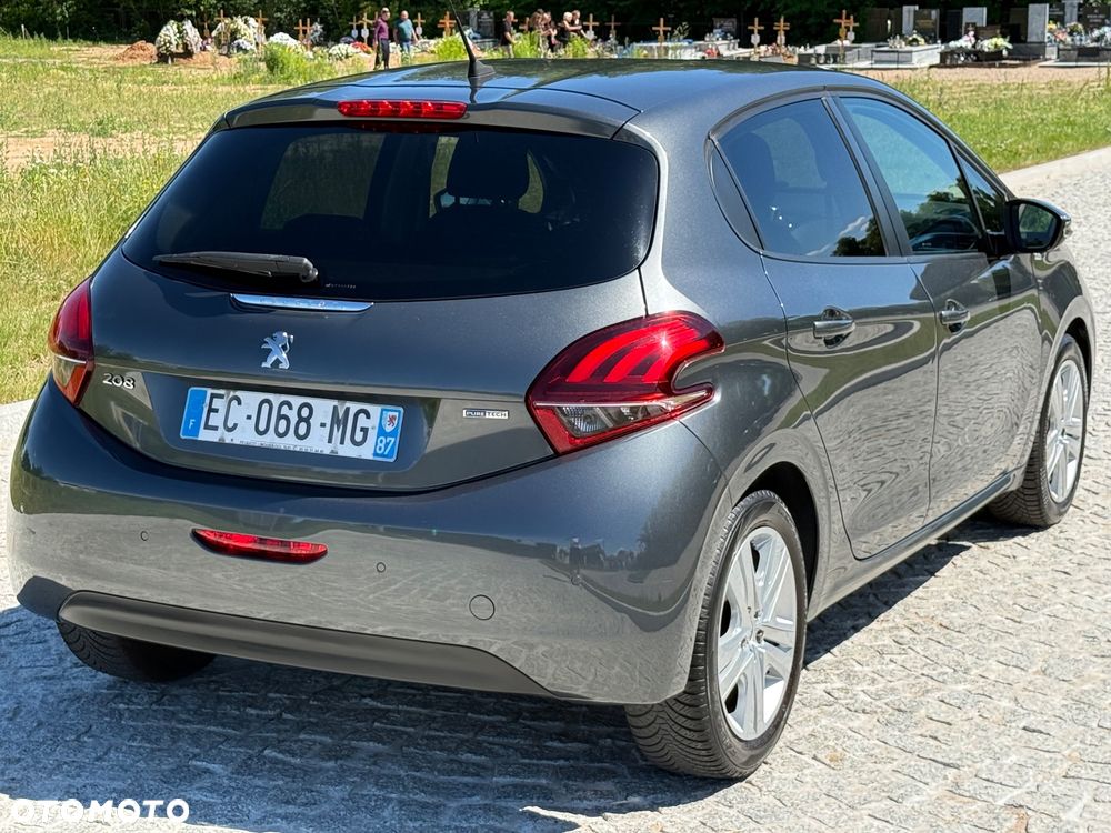 Peugeot 208 1.2 PureTech Style - 4