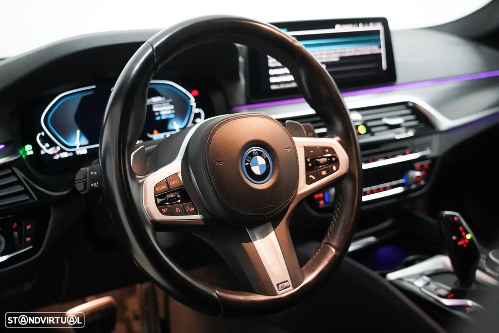 BMW 520 e Pack M - 9
