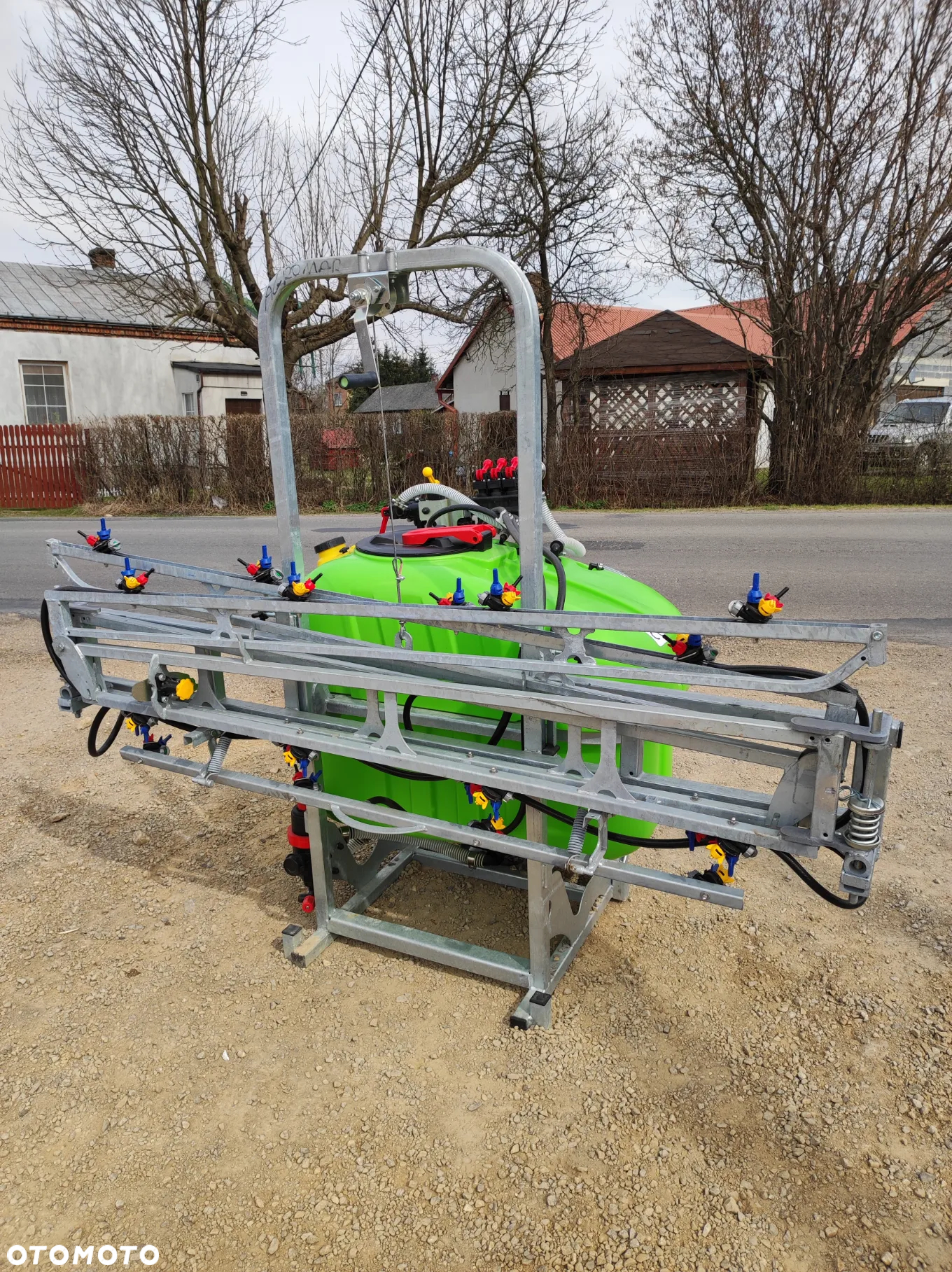 OPRYSKIWACZ ZAWIESZANY TOLMET KLARA Pojemność 300l Lanca 10m ; Rozdzielacz STC FERMO 3; Potrójna Oprawa Rozpylacza - 8