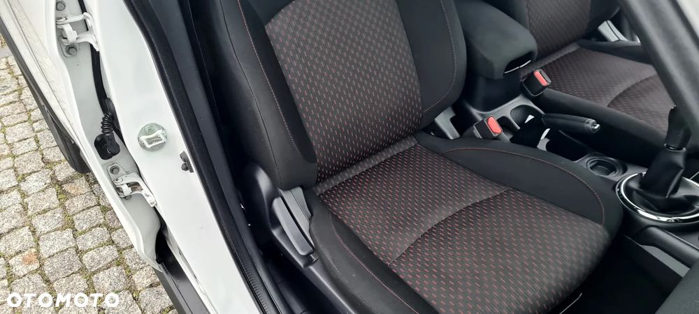 Mitsubishi ASX 1.6 2WD Intense - 24