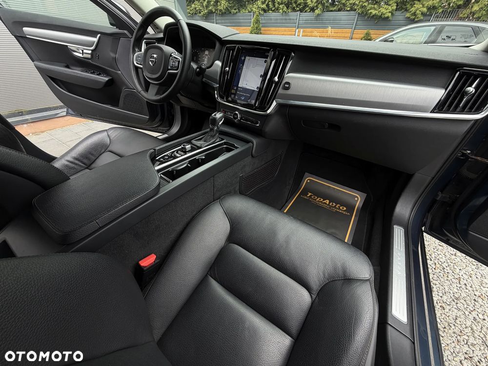 Volvo V90 D4 Geartronic Momentum Pro - 16