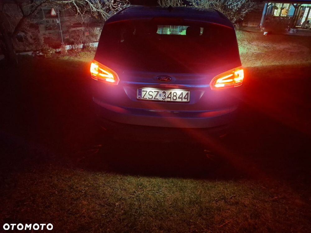 Ford S-Max ver-2-0-tdci-titanium - 9