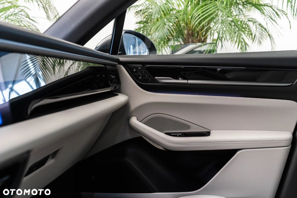 Porsche Macan 4 100kWh - 18
