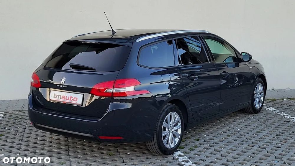 Peugeot 308 1.2 PureTech Business Line S&S - 28