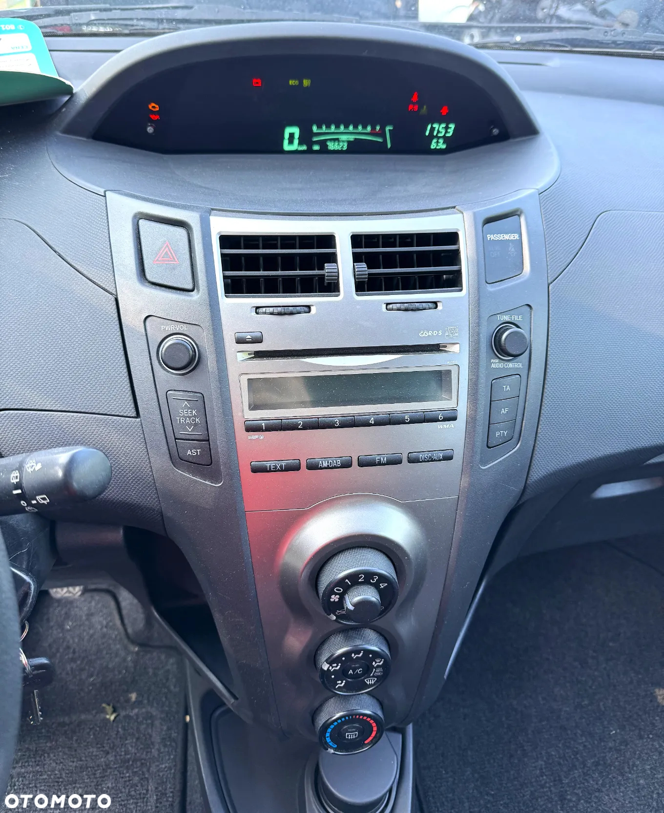Toyota Yaris 1.33 VVT-i Cool - 5
