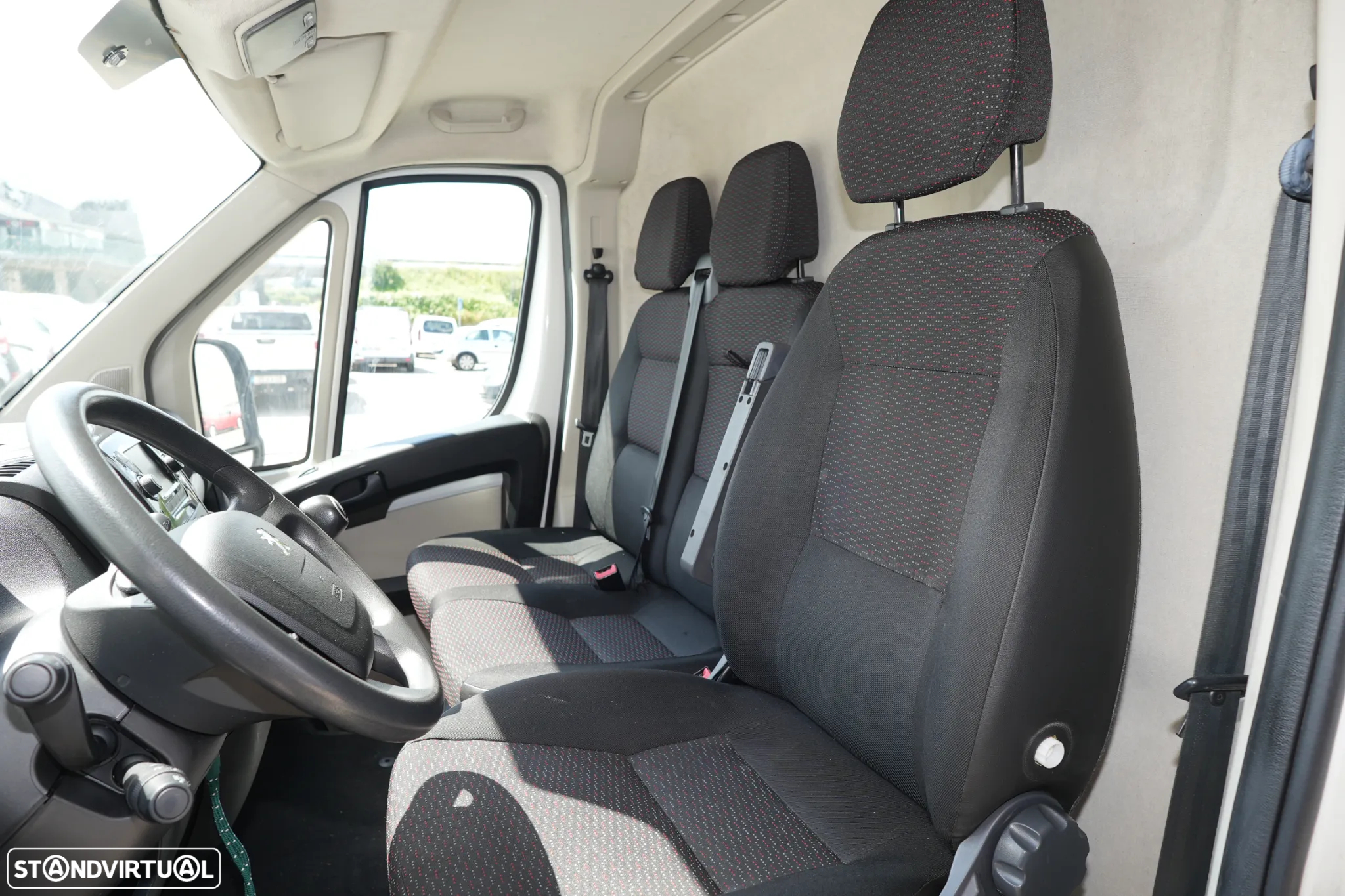 Peugeot Boxer L4H2 Maxi Longa 2.2BlueHDI 165cv - 10