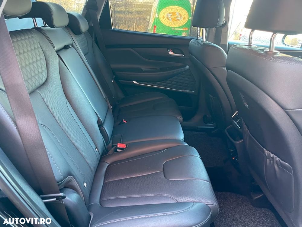 Hyundai Santa Fe 2.2 CRDi 4WD 8AT Luxury - 23