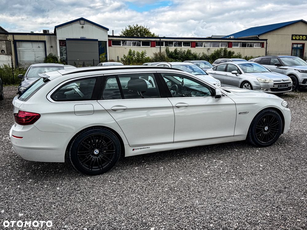 BMW Seria 5 518d Luxury Line - 13