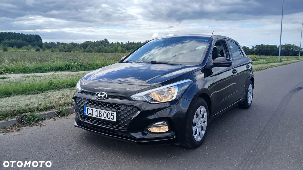 Hyundai i20 blue 1.2 Trend - 27