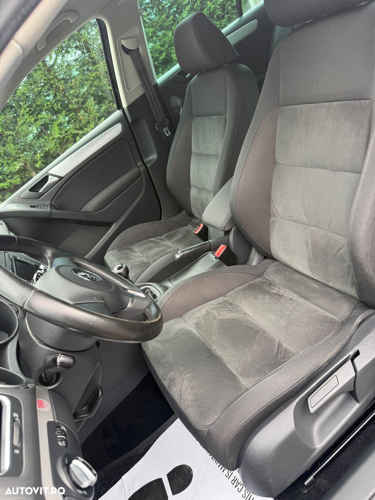 Volkswagen Golf 1.4 TSI Highline - 12