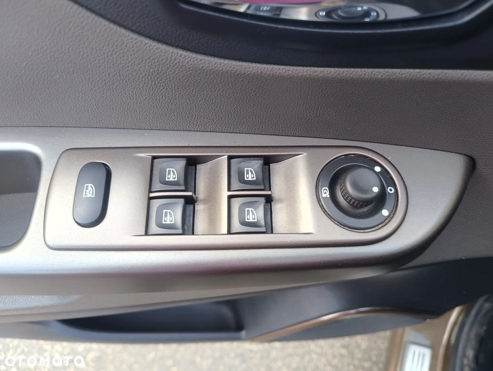 Renault Captur ENERGY TCe 120 EDC Dynamique - 18