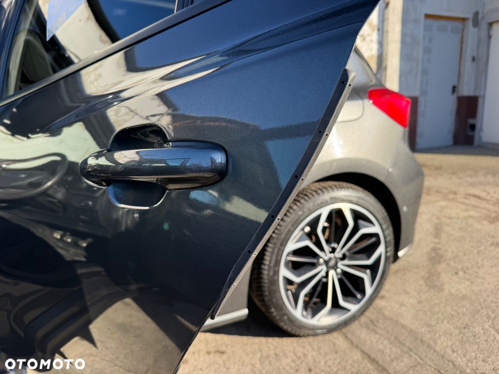 Ford Focus - 23