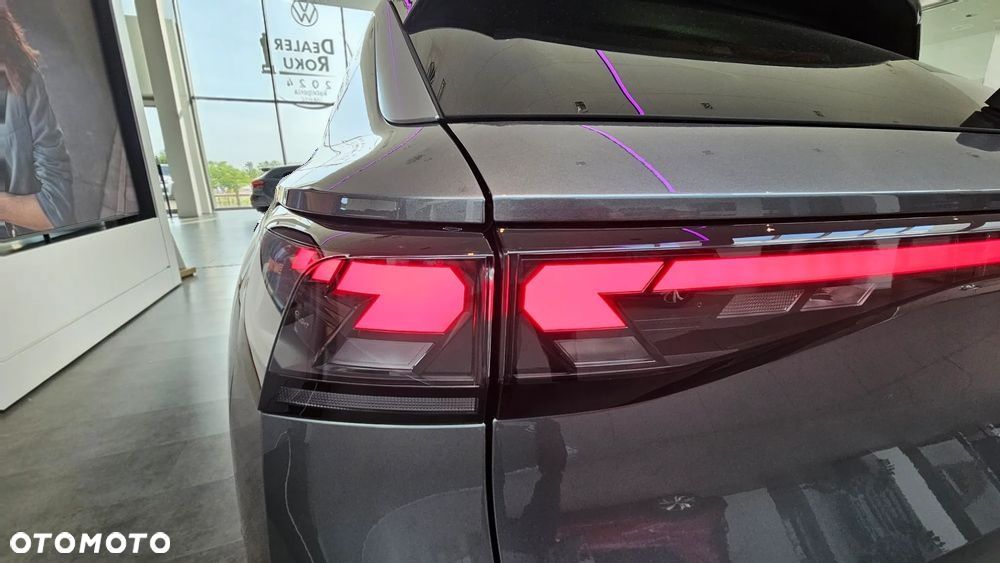 Volkswagen T-Roc 1.5 eTSI Style DSG - 17