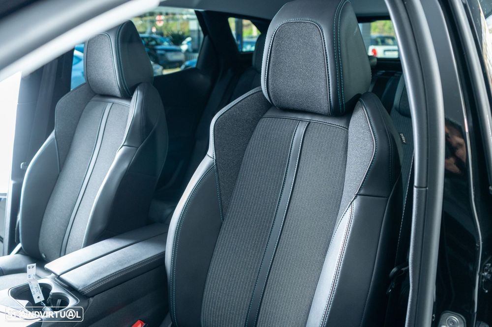 Peugeot 3008 1.6 Hybrid Allure e-EAT8 - 19