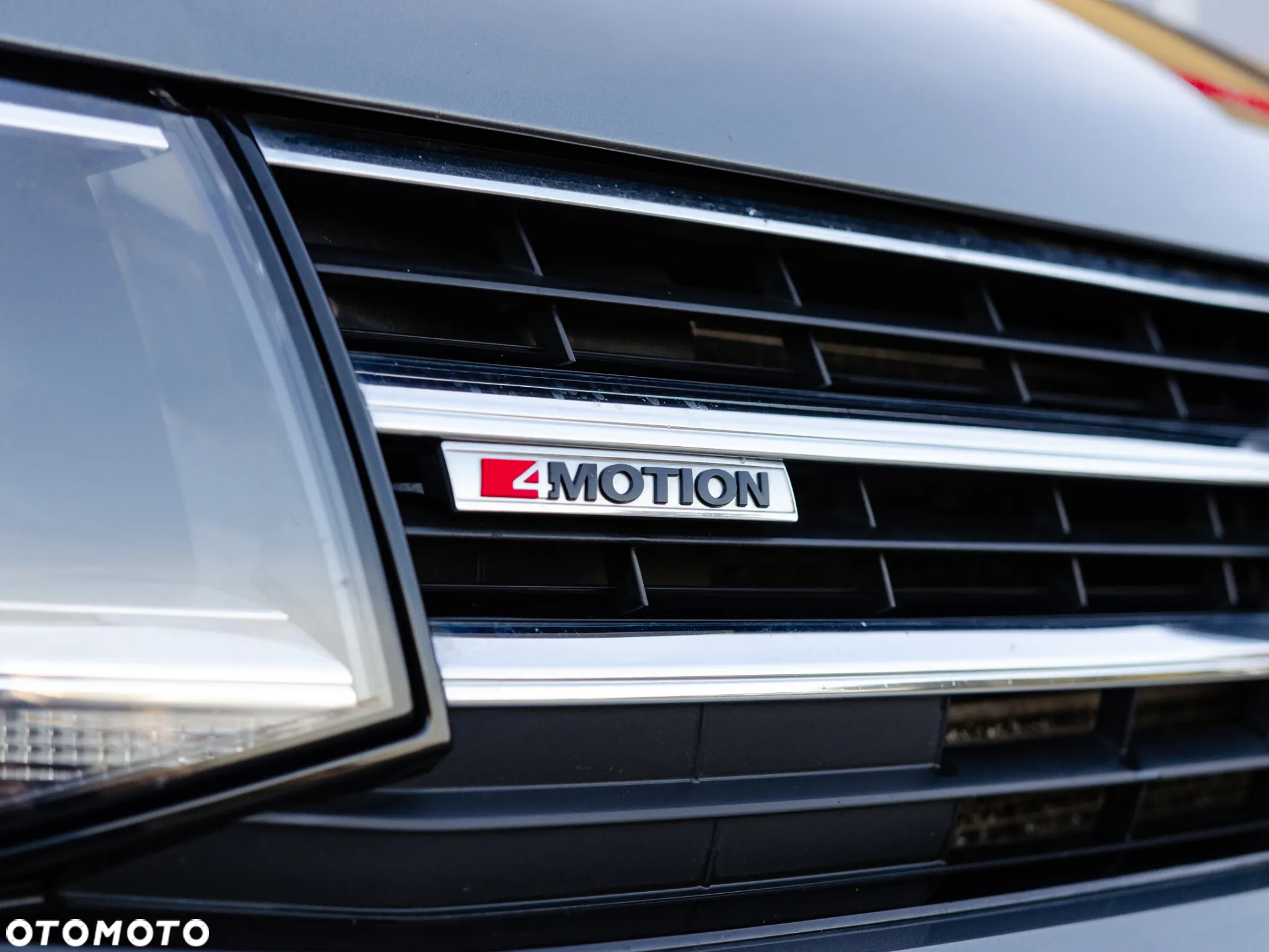 Volkswagen Caravelle - 11