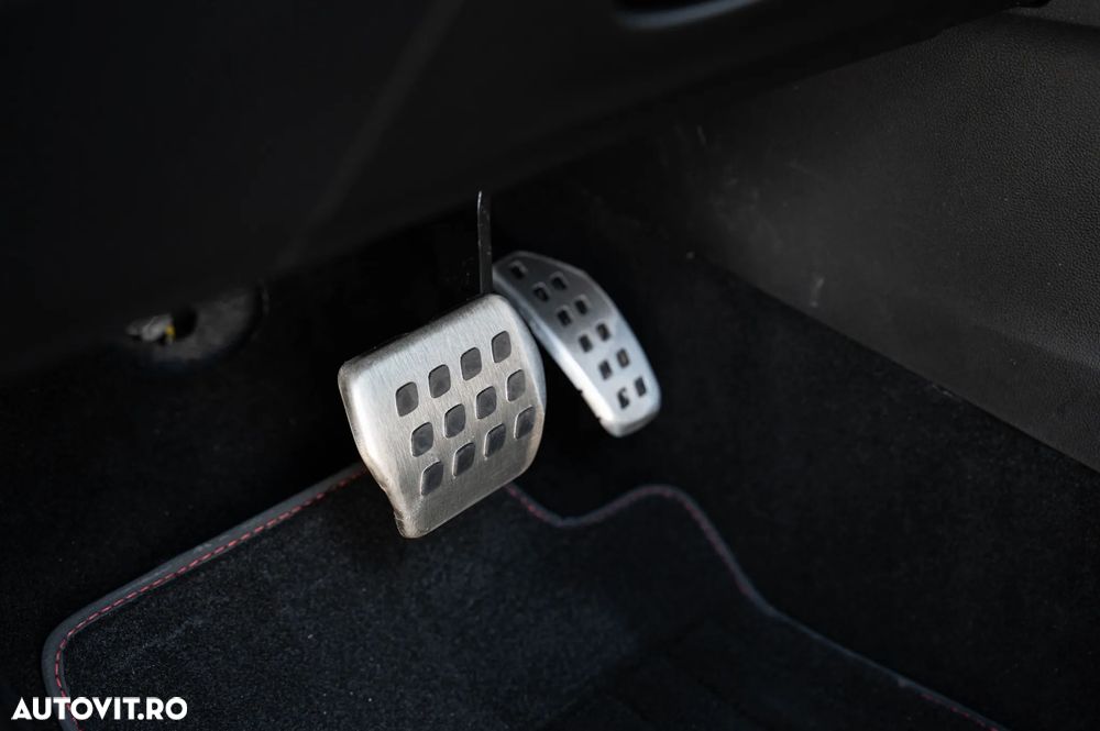 Renault Arkana E-TECH RS Line - 22
