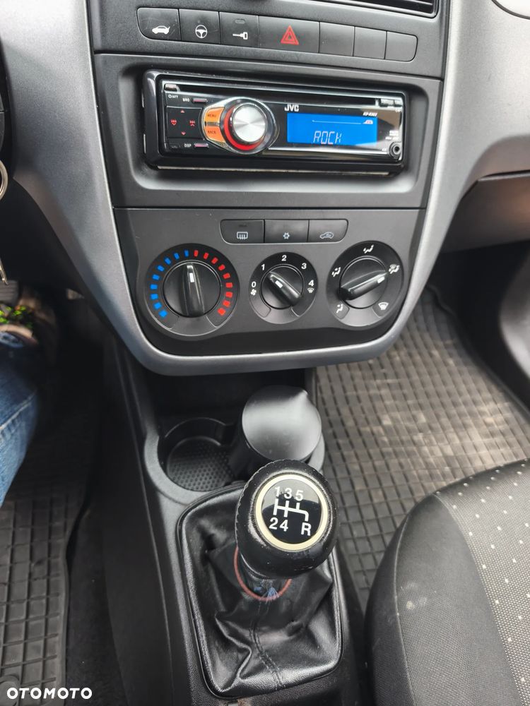 Fiat Grande Punto - 24