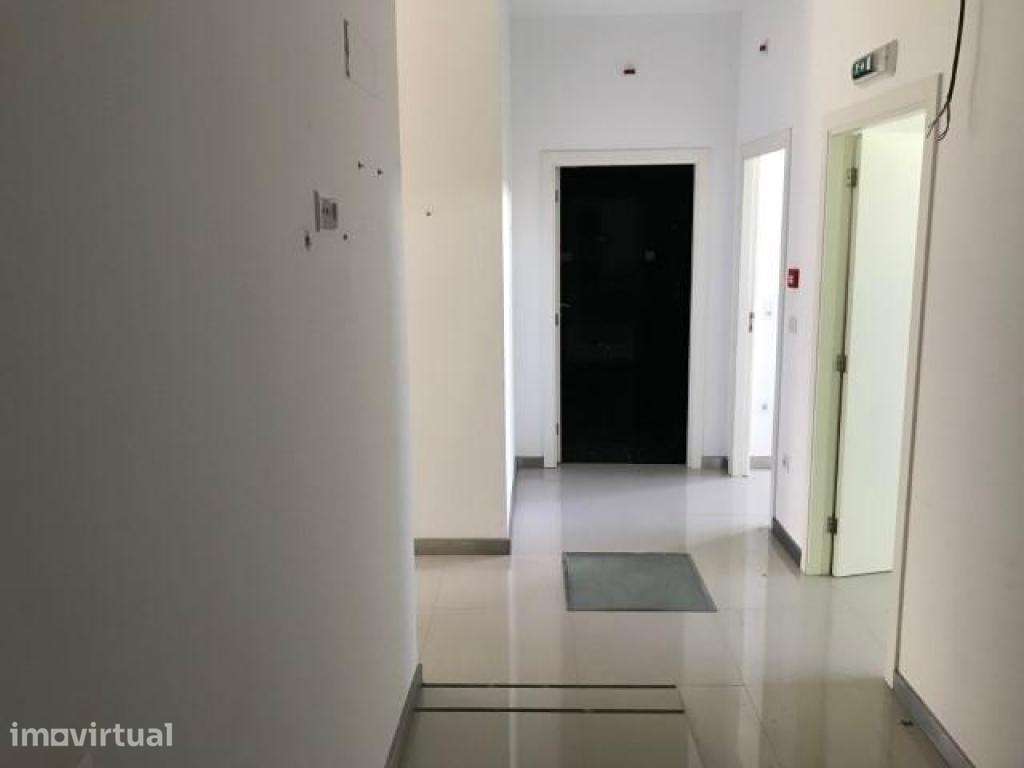 Loja - até 100% Financiamento - Grande imagem: 3/6