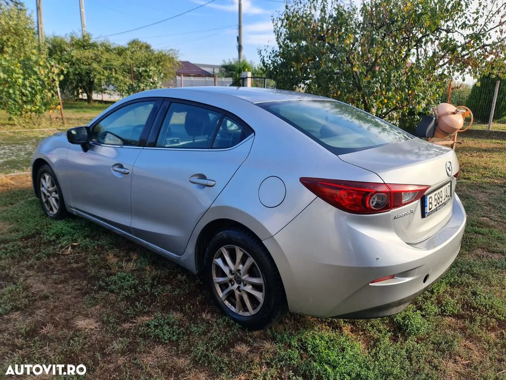 Mazda 3 - 8