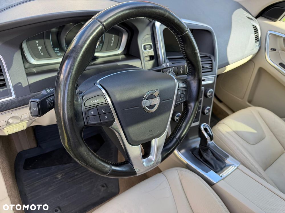 Volvo XC 60 - 14