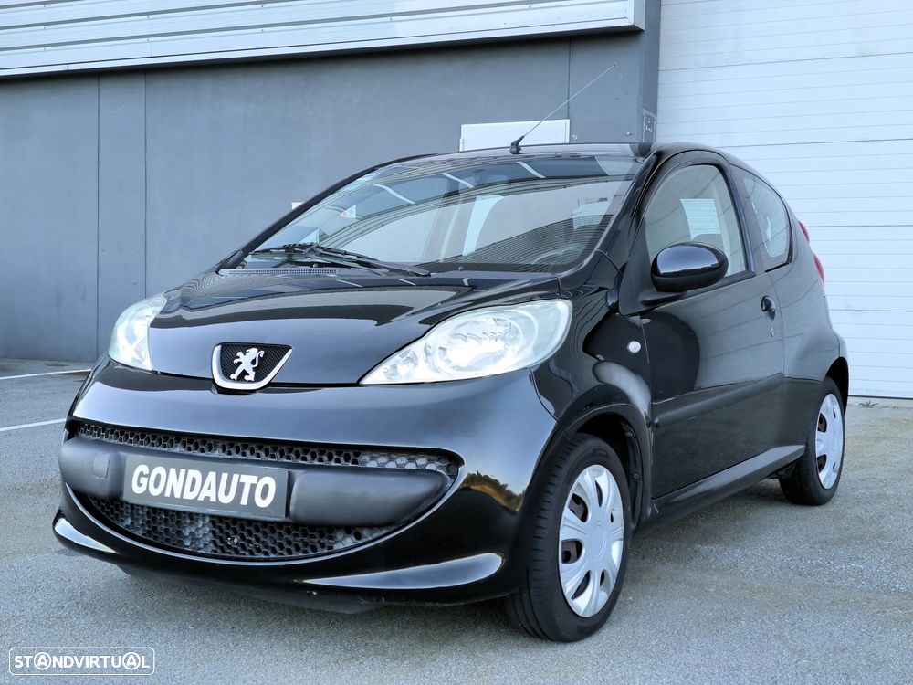 Peugeot 107 1.0 Urban - 1