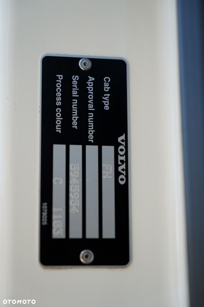 Volvo FH 500 / NISKA KABINA / HYDRAULIKA / WYSOKO ZAWIESZONY / - 32