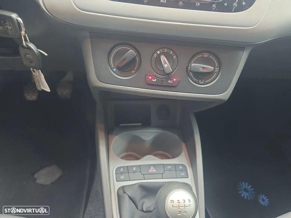 SEAT Ibiza 1.2 12V Style - 12