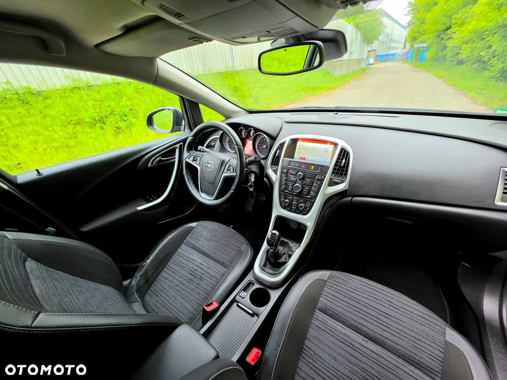 Opel Astra 1.4 Turbo Cosmo - 30