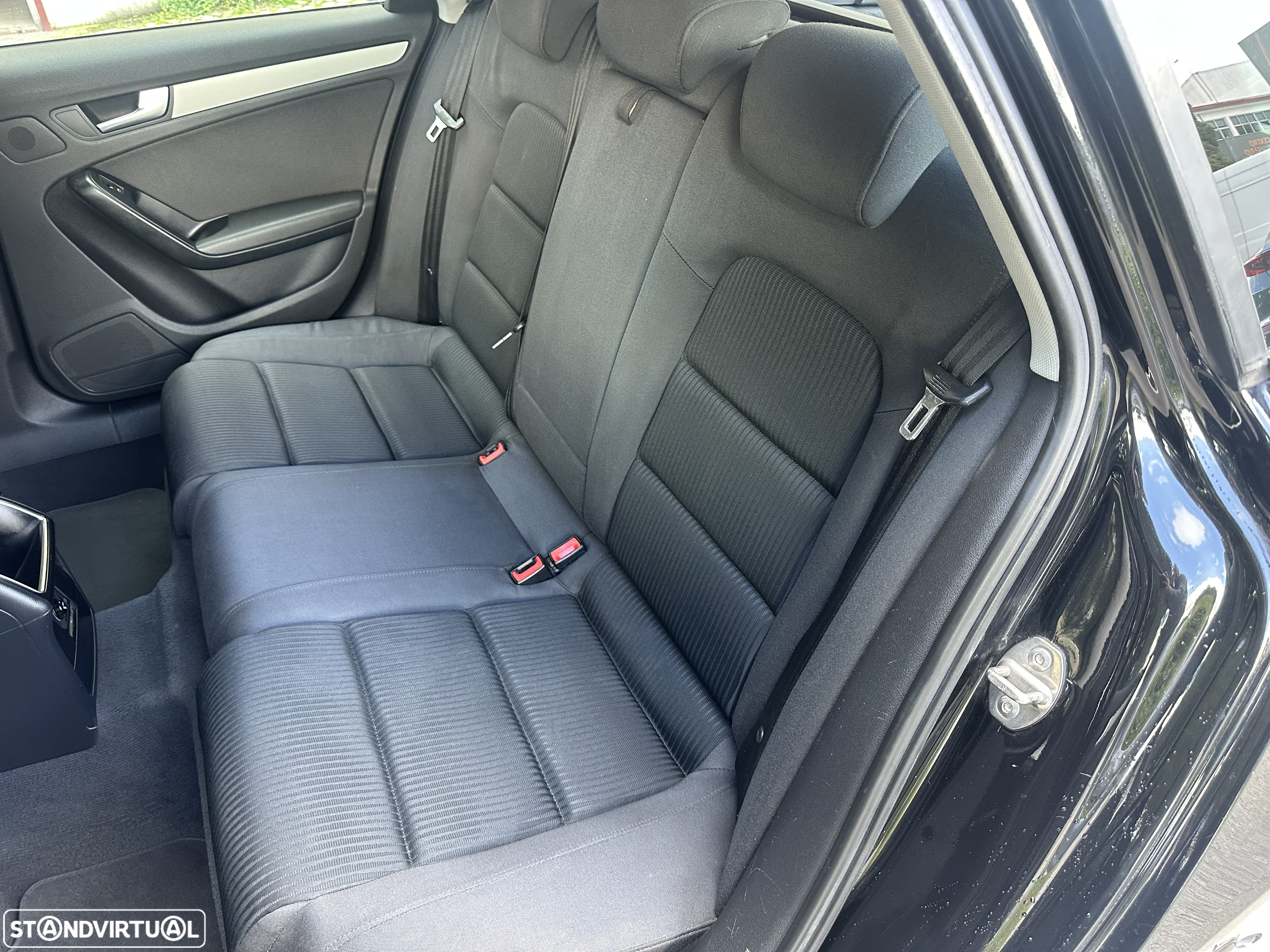 Audi A4 Avant 2.0 TDI Sport - 13