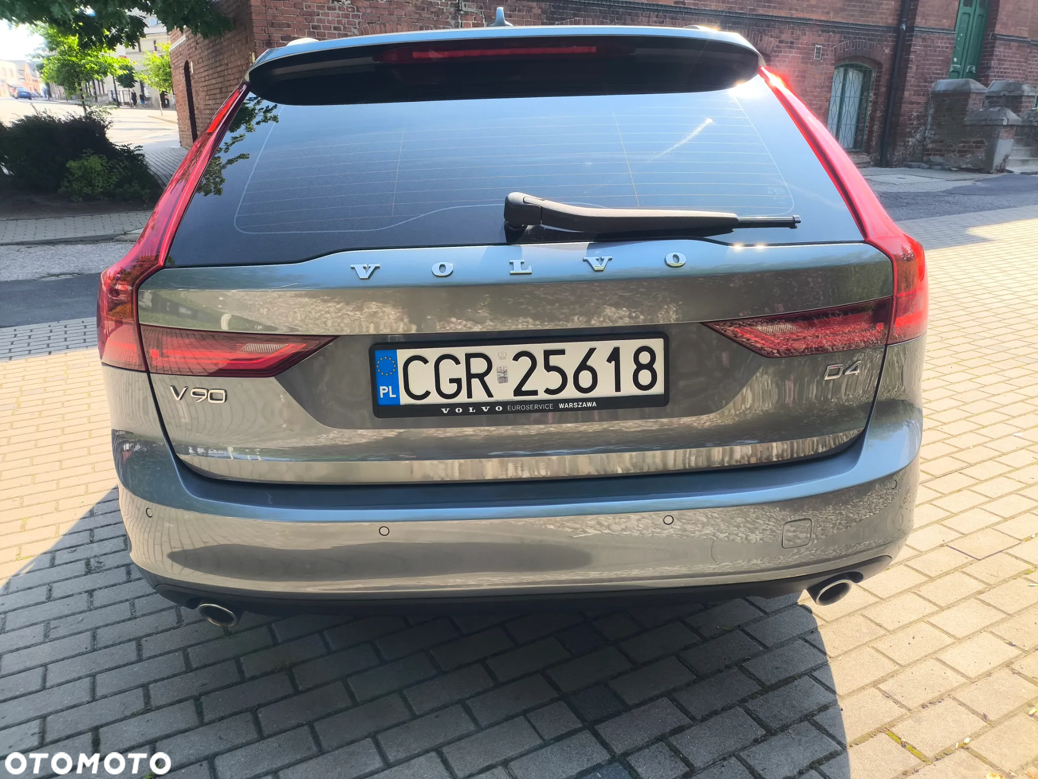 Volvo XC 60 D4 Momentum - 9