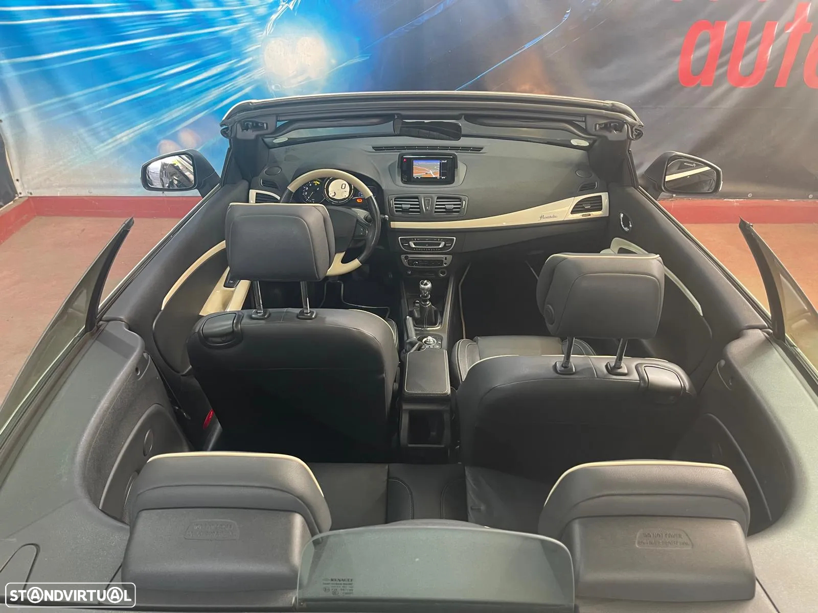 Renault Mégane CC Energy dCi 130 Start & Stop FAP Coupe-Cabri Luxe - 23