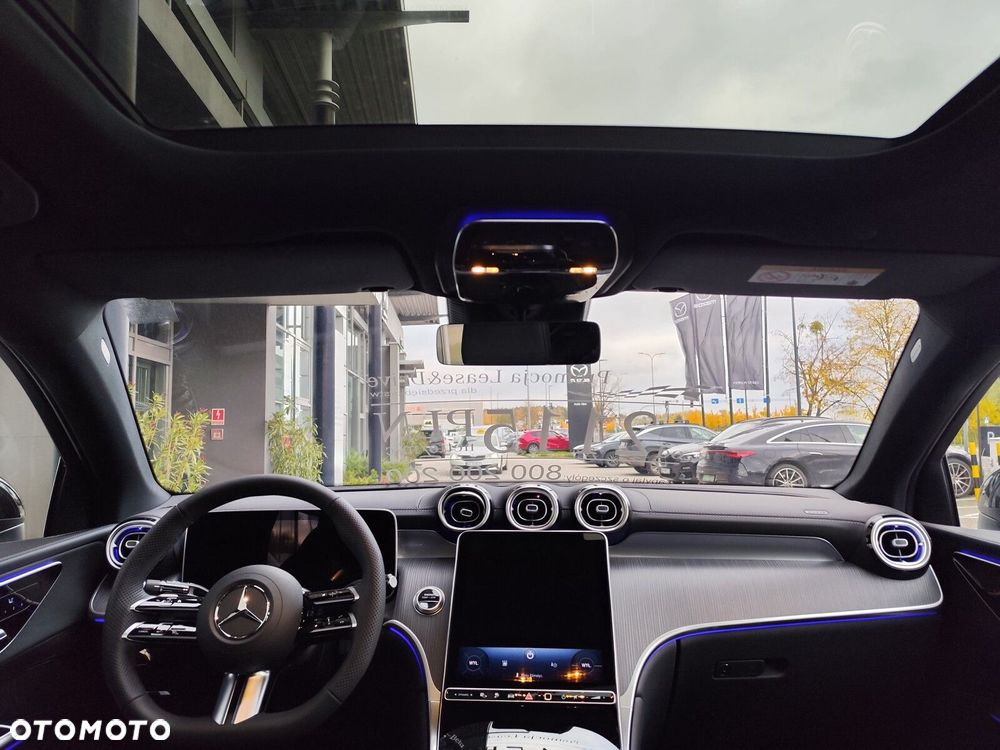 Mercedes-Benz GLC - 12