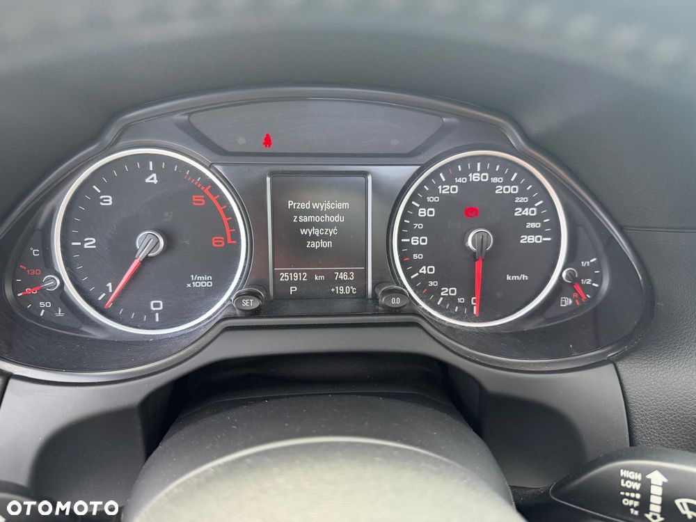 Audi Q5 2.0 TDI Quattro Sport S tronic - 28