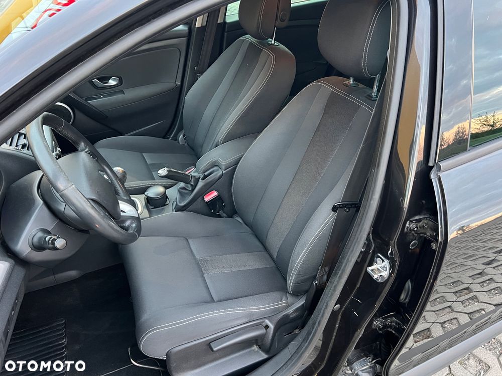 Renault Megane Grandtour TCe 130 Dynamique - 21
