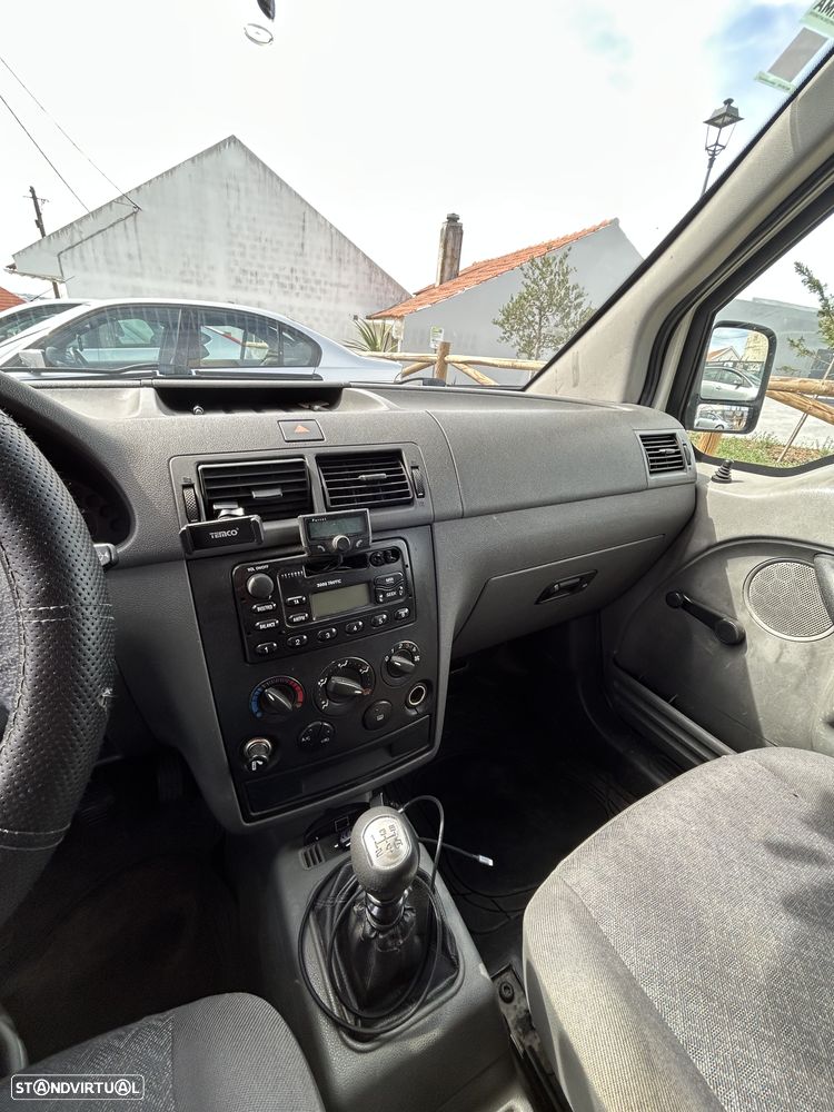 Ford Transit Connect - 6